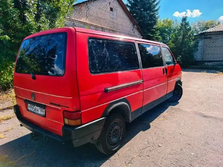 Продам свой автомобиль, пробег 470000км.
Владею 4 года, volkswagen transporter t4 2л газ/бензин (газ вписан) 7+1 категория в.
Техника 4, кузов на 3+
Масло не расходует, замена каждые 6 тыс. Км. Имеется фаркоп.
За последнее время заменил на новые:
-Генератор
-Стартер
-Вентилятор печки
-Вентилятор охлаждения
-Хороший свет, led лампы mtf за 6600р
-Аккумулятор
-Грм с помпой
-Все расходники
Два комплекта сидений в наличии.
Два комплекта резины лето и зима почти новые.
Я первый владелец по птс, страховка имеется.
Автомобиль ровный, не гнилой, всё что должно работать работает.
Стоит не плохая музыка на процессорной голове, машина проклеена на 70% шумкой.
+79499447808 Сергей
Осмотр макеевка, донецк, харцызск
Цена 460000р торг.
📲 Tg: @nnnastyazhe
📞 Звоните: +7(949)9447808 - фотография - 4