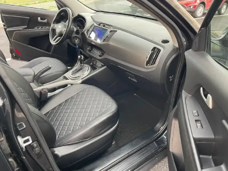 ☑️Возможен обмен на авто дешевле!
🔥Kia sportage рестайлинг 🔥
   В шикарном состоянии!
✅Без дтп!
✅Без вторичного окраса!
✅Год выпуска 2014
✅Мотор 2.0
✅Бензиновый (атмосферный)
✅Коробка автомат 6 ступка
✅Автотека зелёная
✅Двигатель(гильзован) работает превосходно без постороннего шума! (и на холодную и на горя. .. "emoji" style="background-image:url('//telegram. Org/img/emoji/40/e29c85.png')">✅разъем 12v
✅Монитор планшет
✅Камера заднего вида
✅Парктроник
✅Литые диски r16
✅Тех осмотр пройден, можно в мрэо
✅Зимний комплект шин в подарок

✅Донецк.
✅Стоимость 1.375.000₽. Торг
✅Тел. +7949-50-800-60

☑️Возможен обмен на авто дешевле!
☑️Возможна продажа в автокредит! - фотография - 8