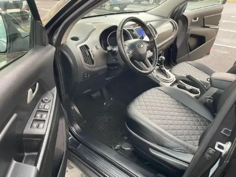 ☑️Возможен обмен на авто дешевле!
🔥Kia sportage рестайлинг 🔥
   В шикарном состоянии!
✅Без дтп!
✅Без вторичного окраса!
✅Год выпуска 2014
✅Мотор 2.0
✅Бензиновый (атмосферный)
✅Коробка автомат 6 ступка
✅Автотека зелёная
✅Двигатель(гильзован) работает превосходно без постороннего шума! (и на холодную и на горя. .. "emoji" style="background-image:url('//telegram. Org/img/emoji/40/e29c85.png')">✅разъем 12v
✅Монитор планшет
✅Камера заднего вида
✅Парктроник
✅Литые диски r16
✅Тех осмотр пройден, можно в мрэо
✅Зимний комплект шин в подарок

✅Донецк.
✅Стоимость 1.375.000₽. Торг
✅Тел. +7949-50-800-60

☑️Возможен обмен на авто дешевле!
☑️Возможна продажа в автокредит! - фотография - 9