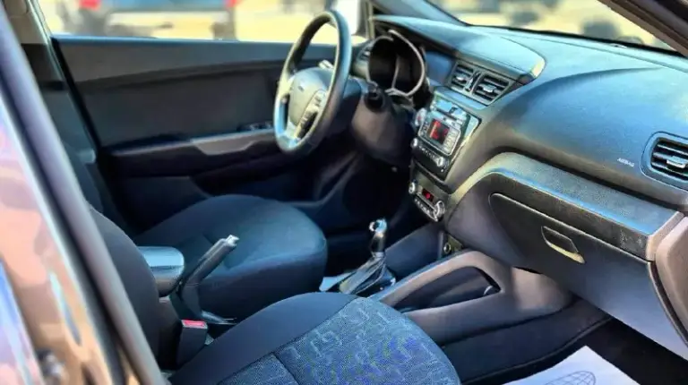 🚘Kia rio
— Двигатель: 1.6
— Вид топлива: бензин
— Кпп: автомат
— Кузов: седан
— Пробег: 134.000 км
— Год выпуска: 2016
— Цена: 1.250.000
Продажа возможна:
✅Наличный расчет
✅Безналичный
✅Кредит по 2 документам
🔄Обмен на ваш авто
📞+7(949) 511-11-56
📍Адрес: мариуполь, ул. Макара мазая, 41
⏰️Работаем с 10.00 до 18.00
🚘 Автосалон — автоточка - фотография - 5
