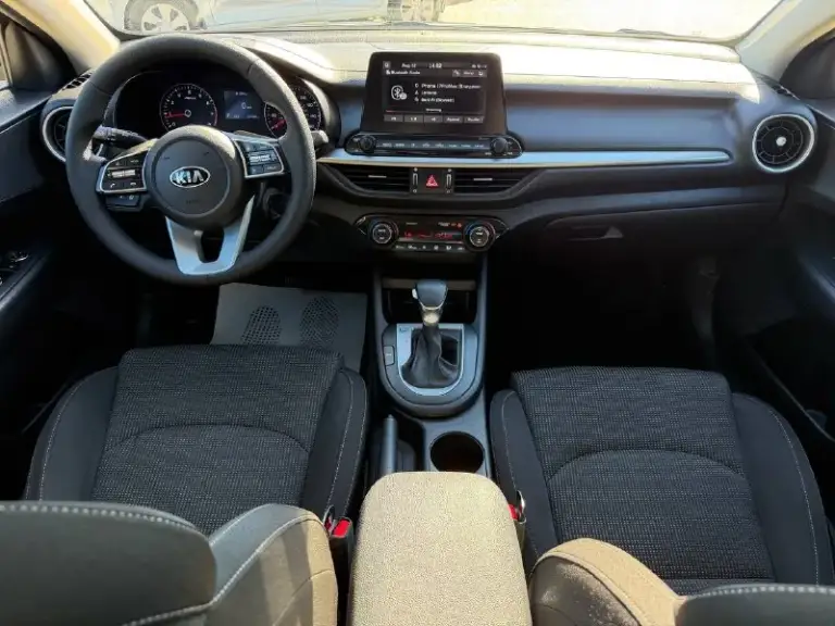Kia forte cerato
2019 - Года
Двигатель 2.0 атмосферный
Автоматическая коробка передач
Пробег - 107.000
Цена - 1.420.000₽
Тел. +79493902663
Либо - +7 (949) 679-98-14
Состояние нового автомобиля, по кузову без единого изъяна. Чистый и ухоженный салон. Техническая часть на 5+ едете очень мягко без каких либо посторонних звуков. 2 комплекта ковриков. Штатная мультимедиа со всеми современными плюшками и с отличной акустикой. Удержание полосы, круиз-контроль с дистроником, климат-контроль, датчик света и дождя, датчик давления шин, антизанос, мультируль. Красивая новая машина, не дорогая в обслуживании, в жизни смотрится просто великолепно.
📲 Tg: @vladimir_23_23_23
📞 Звоните: +7(949)3902663 - фотография - 6