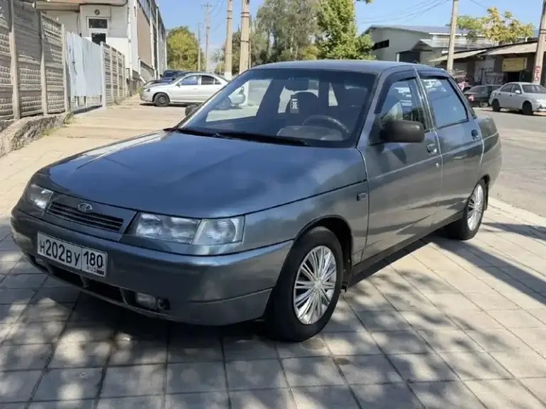 Продам ваз 2110
Год 2006
Двигатель 1.6 восьми клоп
Газ евро 4 внесён документы
Двигатель работает ровно не дымит не троит
Коробка не хрустит, не вылетает.
По ходовой нареканий нет, все как положено работает.
Салон в хорошем состоянии, чисто, опрятно, никаких запахов
Новий акб
Машина вся обесшумлена
Let лампы ближний дальний
Сигнализация с обратной связью
Сервисные книги
Машина местная не пригон
Сел поехал, вложений на данный момент никаких.
По документам никаких вопросов, нет ни штрафов ни запретов, все вины читаются, поехали и спокойно переоформили
Цена 215 тысяч рублей хороший торг быстрым покупателям срочно
Осмотр город мариуполь
Возможен обмен
Тел +7 (949) 633 51 70 - фотография - 1