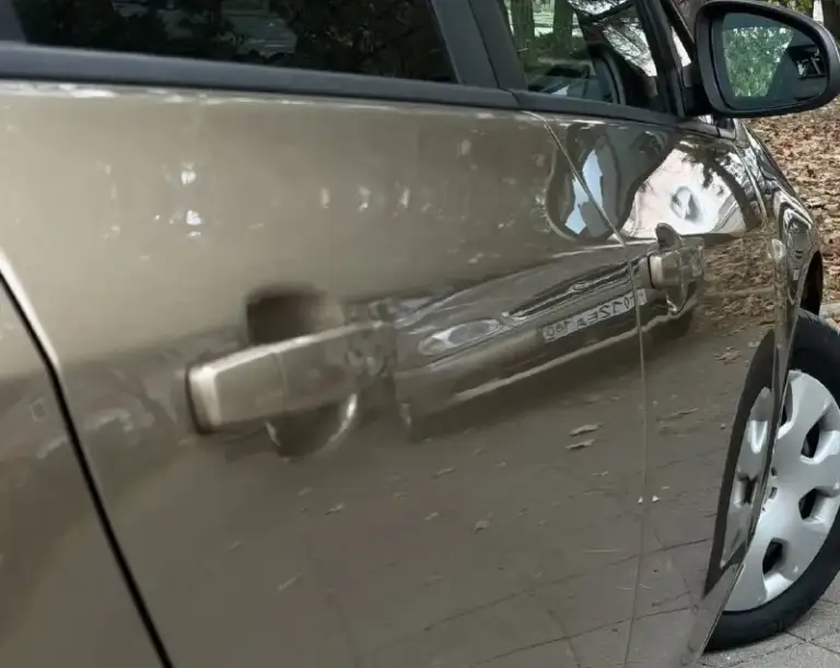 Продам opel astra 2014 года
Объем двигателя, 1.6
Коробка автомат, самая надежная комбинация между двигателем и коробки
Пробег, 94.000 родной готов на любые проверки !
Автомобиль гаражного хранения

Без дтп
В родном окрасе
Автомобиль полностью обслужен от а до я
Вложений не каких не требует
Отличный выбор для тех, кто ищет надежный и комфортный автомобиль. Он гарантирует безопасность и комфорт в любых условиях
Я хозяйка автомобиля, переоформление без проблем
В комплектации есть все для удобства, более детально расскажу по телефону

+7 (949) 537-08-64
Цена 860.000 - фотография - 4