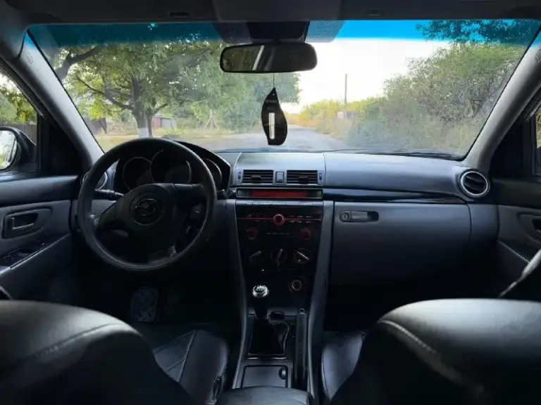 Один владелец с автосалона продам mazda 3 рестайлинг в идеальном состоянии 2009 год всю жизнь в одних руках автомобиль абсолютно без ржавчины даже намёка нет полная комплектация кондиционер работает отлично объем двигателя 2 л пробег 104 тысяч 2 комплекта резины титановых дисках масло фильтра расходники заменил ходовая часть в идеальном состоянии без нареканий мотор работает отлично стоит газ евро четыре итальянский гаражная хранение автомобиль зимой не эксплуатировался звонить в любое время +79496693127

📞 Звоните: +7(949)6693127 - фотография - 9