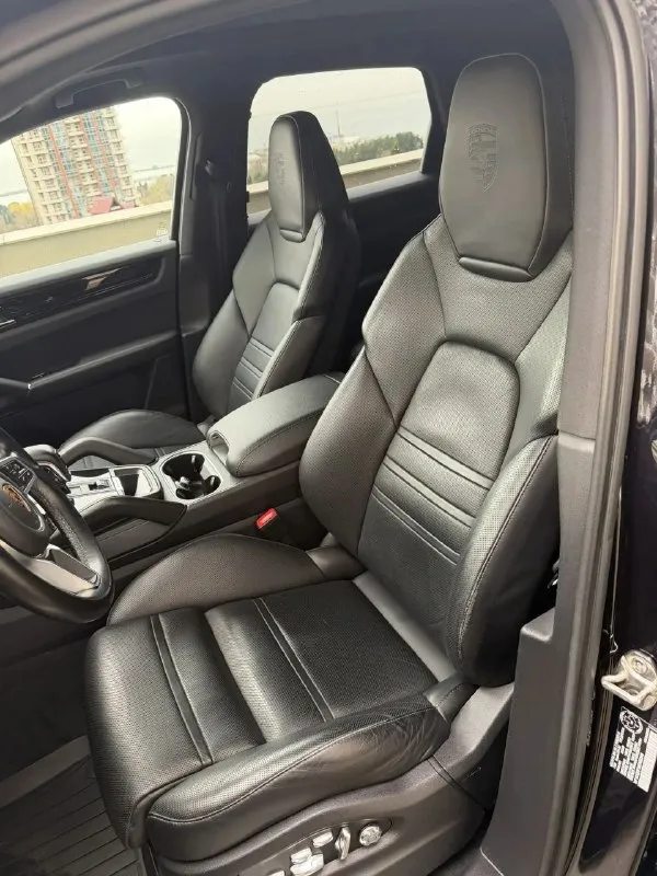 Porsche cayenne
Год:2020
Двигатель:3.0bi-turbo бензин (340 л. С. )
Кпп: автомат
Привод: полный
Пробег:104000км
Комплектация: панорама, подогревы и вентиляции сидений, всевозжные датчики и ассистенты, максимальные 18ти позиционные сиденья, новая летняя резина и зимняя в придачу r21, музыка bose, 4зонный климат, отличное состояние, отполированный и покрыт керамикой.
Цена:6.000.000₽
Тел +7 (949) 3330237 - фотография - 6