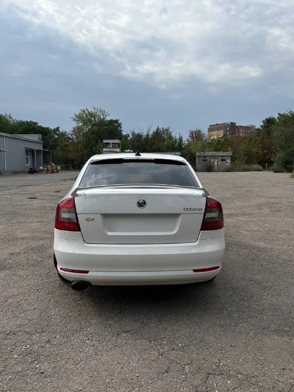 Продам авто в хорошем состоянии!официальная!
В дтп участие не принимала
Не билась и не красилась.
2011 Год
Мотор 1.6 коробка автомат ( aisin )
Пробег родной 183.000 тыс.
Цена 830.000 тыс
Рассмотрю вариант обмена на авто дешевле с вашей доплатой.
Возможен вариант продажи в кредит
Тел +79495022883 - фотография - 4