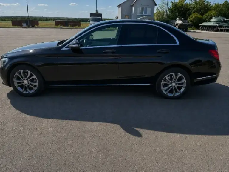 Mercedes c 180 (w205) 2014
1.6 Turbo / 156 л. С. / 7g-tronic
Пробег 235 000 км. Оригинальный 100 %
🔥 Без дтп
Всё как с завода:
• Большое то + замена всех жидкостей
• Полная замена цепи
• Ревизия турбины
• 100% Ошибок нет — работает всё идеально
Чеки на руках. Техосмотр пройден.
Два комплекта резины. Машина в супер-состоянии.
Цена 1.8 🍋 млн, торг
+7 949 356-77-82
Собственник • енакиево
📲 Tg: vv
📞 Звоните: +7(949)3567782 - фотография - 5