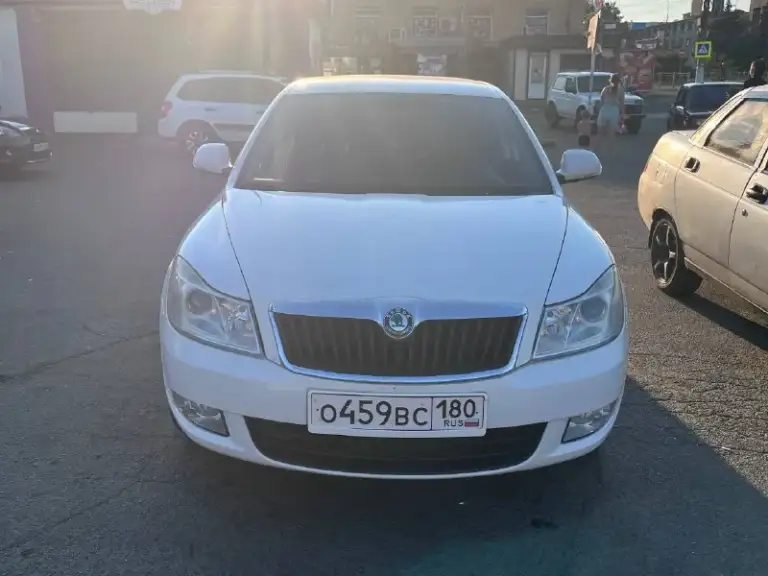 Skoda octavia a5 2012г.

🔥Двигатель 1.6л бензин

Пробег:230 000

Коробка автомат

✅Автомобиль в хорошем состоянии

Комплектация:
✅Датчик свет дождь
✅Кондиционер
✅Электро стеклоподъемник
✅Подогрев сидений
✅Подогрев зеркал
✅Круиз контроль
✅Автозавод
✅Подогрев заднего стекла

Дополнительно:
✅2 Ключа
✅Зимняя резина

💵 Цена 925000

📞 Телефон: +79002312827 - фотография - 1