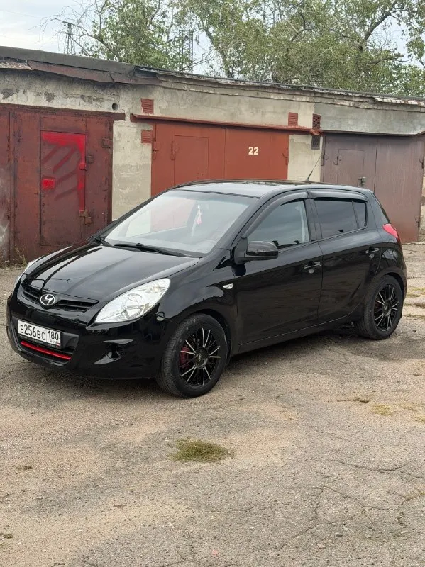 Hyundai i20 2010г.
Г. Донецк
1.4, Кпп автомат.
Пробег 171.000 тыс. Км
Цена: 700.000₽
В продаже семейный автомобиль, причина продажи-покупка авто классом выше.
По машине владею около 3-х лет. По технической части все сделано, есть история обслуживания за время владения авто.
Комплект хорошей зимней резины ikon nordman 7.
Более подробная информация по телефону: 89493552988
.
📞 Звоните: +7(949)3552988 - фотография - 2