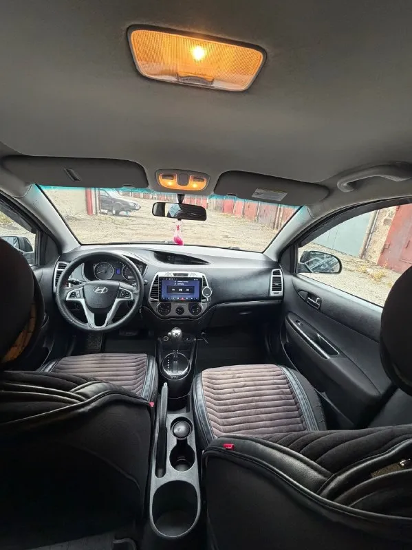 Hyundai i20 2010г.
Г. Донецк
1.4, Кпп автомат.
Пробег 171.000 тыс. Км
Цена: 700.000₽
В продаже семейный автомобиль, причина продажи-покупка авто классом выше.
По машине владею около 3-х лет. По технической части все сделано, есть история обслуживания за время владения авто.
Комплект хорошей зимней резины ikon nordman 7.
Более подробная информация по телефону: 89493552988
.
📞 Звоните: +7(949)3552988 - фотография - 9