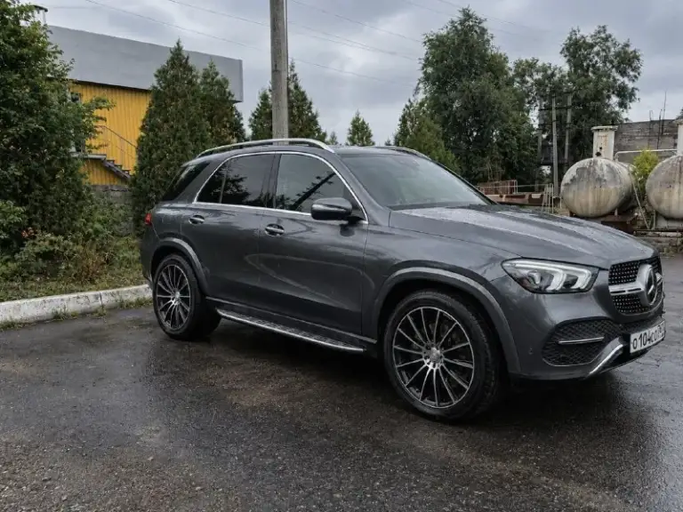 Mercedes benz gle350 рестайлинг
2021 Год ноябрь
По vin 2022год
Пробег оригинал 121 тыс км
Двигатель бензин 2.0 258л/с
9G-tronic
Комплектация base
Собственник.
Срок владения с момента завоза в рф 2 года
Автомобиль в отличном состоянии. Следил и ухаживал.
Капот крылья зеркала, все зоны риска в броне.
Vin 4jgfb4jb0na619416
Повреждения самые минимальные, безопасность родная.
Все расскажу и покажу.
Цена 4.95 млн, торг
Торез/харцызск
☎️ +7 949 051 47 29
📲 Tg: v
📞 Звоните: +7(949)0514729 - фотография - 3