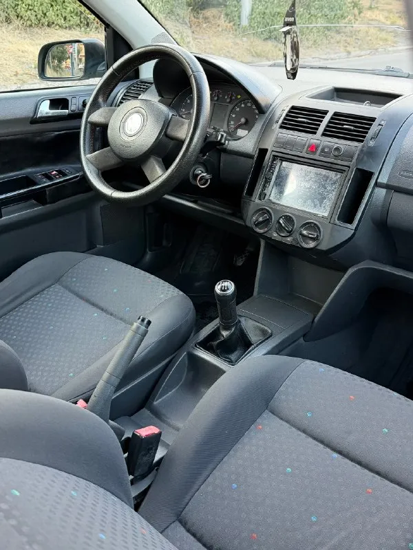 Volkswagen polo
Фольксваген поло
2004Г 💰🔥335.000💰🔥
1.4 Mpi механика самая надежная связка.
Мотор отличный, не дымит, не троит, тянет бодро!
Мкпп в отличном состоянии, не буксует, не выбивает, не хрустит!
Ходовая в идеальном состояние, устойчивая мягкая.
Гнили и ржавчины нет
Салон отличный, не рваный, не прокуренный. Ухоженная машинка
Документы чистые, без штрафов, без запретов, переоформление без проблем
На 180 регионе щас
Любые проверки на сто за ваш счет
Цена 335.000 руб срочная продажа
Осмотр г. Макеевка
Связь +7949-489-08-56 тг есть мах тоже
📞 🇷🇺 Звоните: +79494890856 - фотография - 8