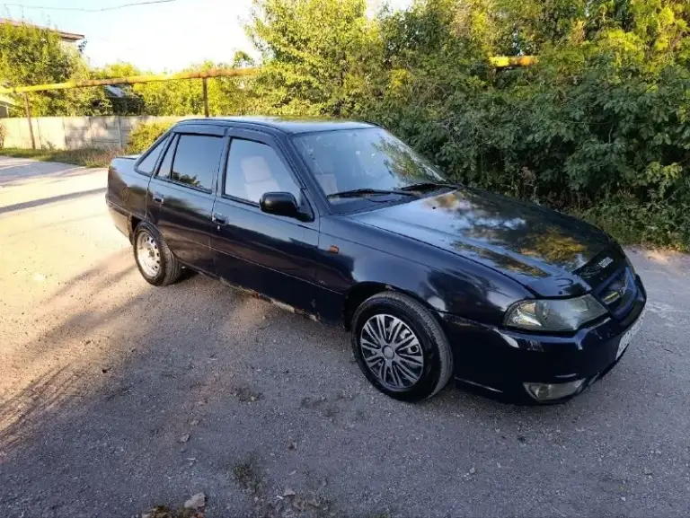 Продам daewoo nexia,2009г. В, машина полностью на ходу сел и поехал, двигатель 1500см3 работает хорошо, кпп не гремит скоростя не вылетают, по лкп есть косяки на фото все видно, электрика вся исправна, машина переоформляется, продажа по дкп, обмены не интересуют!!!, цена 115000 рублей, г. Донецк, кировский район, +7(949)701-03-49
✅ Опубликовать объявление
✍️ Наши отзывы
📞 Звоните: +7(949)7010349 - фотография - 3