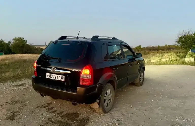 Hyundai tucson 2006 года выпуска с двигателем 2.7 v6, пробег 206 тысяч километров. Автомобиль в родном окрасе.
Машина технически исправна работает абсолютно всё, все расходники заменены, включая масло.
Из недавнего поменял рулевую рейку, подрамник, полностью перебрана подвеска. Вложений не требует, но есть некоторые нюансы по лакокрасочному покрытию: есть рыжики и небольшие дефекты в виду возраста автомобиля. Установлена хорошая сигнализация с автозапуском «старлайн». Также есть андроид-планшет с камерой заднего вида.
Я второй владелец, владею им два года. На машину не жалел денег, продажа не срочная. Цена — 750.000 рублей.
Возможен хороший торг.
Также отдам 4 баллона лето
Осмотр: г. Енакиево.
+79490868143
🙂Опубликовать объявление
🙂Наши отзывы
📞 Звоните: +7(949)0868143 - фотография - 4