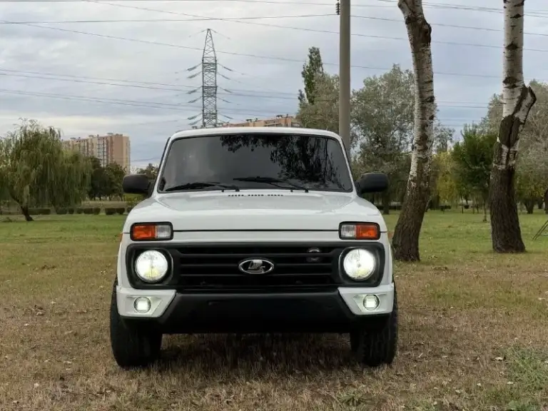 Продам ниву 2018г 120 пробег родной, 3 хозяина авто в отличном состоянии без вложений вся техника а идеальном состоянии цена 610 тысяч торг срочно 🚨 +79495565482 антон - фотография - 3