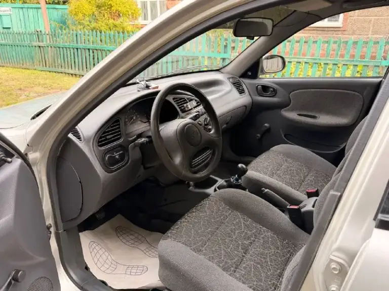 Продам daewoo sens 2008 года 1.3
80 Тыс родного пробега
Один хозяин с момента покупки
Автомобиль местный.
Автомобиль не ржавый не гнилой стояла в сухом гараже, технический автомобиль на отличном ходу вложение никаких не требует
Находится в донецке
Оформление через мрэо
+79495449721
Цена 250.000 тыс

📞 Звоните: +7(949)5449721 - фотография - 8