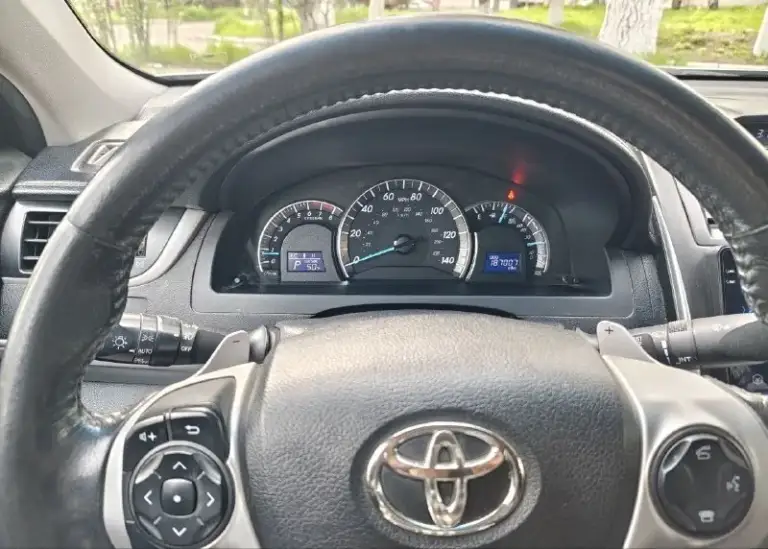 🔥Продам
Camry 50 usa🔥
✅Год выпуска: 2014
✅Объём: 2.5
✅Коробка передач: автоматическая
✅Топливо: бензин
✅Привод: передний
✅Пробег: 191 тыс миль
💸 1 400 000₽
☎+79493068935 (Tg, max, sms, звонки)
🏙 Осмотр днр г. Амвросиевка
🔥Электрорегулировка зеркал
🔥Электростеклоподъёмники
🔥Кондиционер
🔥Подрулевые лепестки
🔥Камера заднего вида
🔥Автосвет
🔥Комбинированный салон (кожа+ткань)
Установлено самостоятельно:
🔥Видеорегистратор 7omai
🔥Головное устройство android teyes
🔥2 Комплекта ковриков
🔥Led ближний и противотуманки
Vin по запросу.
!!! Техосмотр пройден. !!!!!
Торг уместен!
Можно писать в личку. - фотография - 7