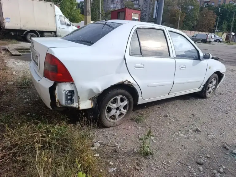Продам geely ск 1 после дтп 🚗 на восстановление, донором или обмен на авто за ту же сумму на ходу. Учёт рф 🇷🇺. Машина не на ходу, нужно подтянуть морду, чтоб кулиса стала на место, заменить радиатор, расширительный бачок, телек. Установлено евро 4, вписан. Установлена музыка пионер gb. Авто заводится, работает, но нужно приложить руки 🛠. Цена 100к. Хороший торг у капота 🤝
+7949 386 3267
✅ Опубликовать объявление
✍️ Наши отзывы
📞 Звоните: +7(949)3863267 - фотография - 4