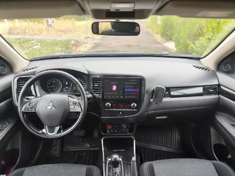 Продам mitsubishi outlander в прекрасном состоянии,2021 год, мотор 2.0 коробка автомат, реальй не крученый пробег 129 тыс км, один хозяин, дилерская не пригон, покупалась в автосалоне, волгоград мотрс, всю сваю жизнь в одних руках, в хорошей 👍 комплектации, без ключевой доступ, старт стоп, датчик света, до датчик дождя, подогрев лобового стекла, сидений, руля и многое многое другое, вся в заводском окрасе, полностью обслужена, замена масел фильтров, в моторе, коробки, без вложений, автотека зелёная цена 2 мил. 270 тыс. Рублей, тел +79496462713, 89518237799
✅ Опубликовать объявление
✍️ Наши отзывы
📞 Звоните: +7(949)6462713 - фотография - 9
