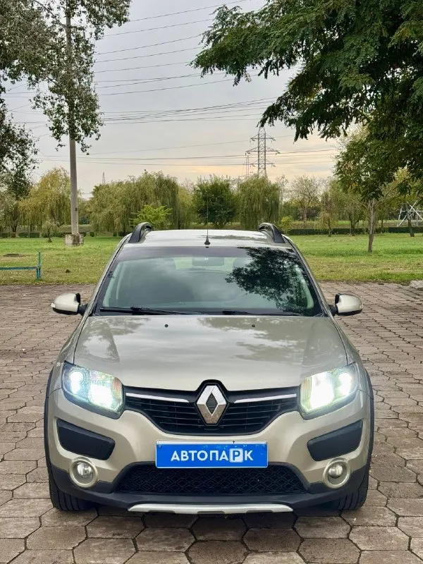 🇫🇷 Renault sandero stepway

💰Цена: 920 000р
🏢Город: мариуполь
📅Год выпуска: 2016
🧾Пробег: 133 870 км.
⚙️Двигатель: 1.6 16v.
⛽Топливо: бензин
⚙️Кпп: механика

📞 Телефон:

+7-989-263-55-56
+7-949-551-91-52
+7-949-727-41-51

💾 Описание:

✅ Южная эксплуатация
✅ Техническая часть на 5+
✅ Оцинкованный кузов

🚙 Двс h4m nissan 1.6 16v 113 л. С. Самый шустрый и надежный в линейке. Ходовая без посторонних звуков, мягкая, высокий клиренс.

❄️ Климат-контроль, круиз-контроль, шикарный свет (дорогие bi-led модули) гур, airbag, птф, электро-зеркала с подогревом, подогрев сидений, android магнитола с камерой переднего/заднего вида, полный электропакет, задний парктроник, подлокотник, видеорегистратор, отличная летняя резина hankook.

Улица шевченко 2️⃣6️⃣9️⃣

🏦 Возможна продажа в кредит по двум документам. - фотография - 2