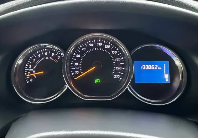 🇫🇷 Renault sandero stepway

💰Цена: 920 000р
🏢Город: мариуполь
📅Год выпуска: 2016
🧾Пробег: 133 870 км.
⚙️Двигатель: 1.6 16v.
⛽Топливо: бензин
⚙️Кпп: механика

📞 Телефон:

+7-989-263-55-56
+7-949-551-91-52
+7-949-727-41-51

💾 Описание:

✅ Южная эксплуатация
✅ Техническая часть на 5+
✅ Оцинкованный кузов

🚙 Двс h4m nissan 1.6 16v 113 л. С. Самый шустрый и надежный в линейке. Ходовая без посторонних звуков, мягкая, высокий клиренс.

❄️ Климат-контроль, круиз-контроль, шикарный свет (дорогие bi-led модули) гур, airbag, птф, электро-зеркала с подогревом, подогрев сидений, android магнитола с камерой переднего/заднего вида, полный электропакет, задний парктроник, подлокотник, видеорегистратор, отличная летняя резина hankook.

Улица шевченко 2️⃣6️⃣9️⃣

🏦 Возможна продажа в кредит по двум документам. - фотография - 9