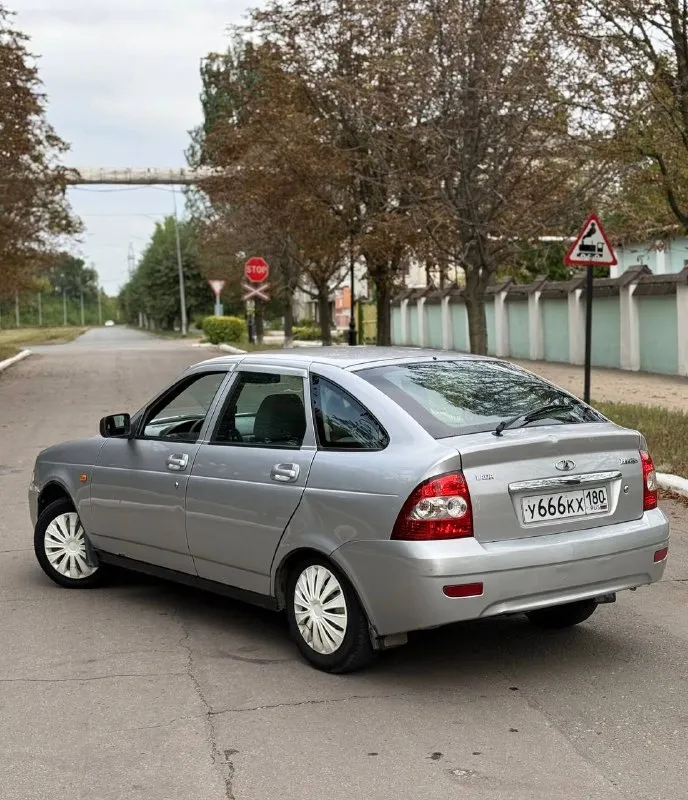 Ваз priora 2009 год 1.6 (16v)
🎁 Цена 210 тысяч
Машина в хорошем состоянии.
Работает очень хорошо, не троит, тянет отлично. Коробка без нареканий, все скоростя на месте. Ходовая часть в хорошем состоянии.
Салон чистый, опрятный.
Электрика исправна. Кузов в хорошем состоянии.
Есть следы эксплуатации.
Реально жива приора с красивыми номерами
Цена с номерами 349 тысяч
Документы в полном порядке, тех осмотр пройден, можно сразу в мрэо
Осмотр макеевка +79490514947
📞 Звоните: +7(949)0514947 - фотография - 4