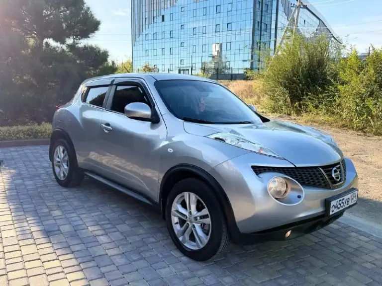 Продам nissan juke 2012 года выпуска в отличном состояние кузов без дтп и замечаний покрыта керамикой обработана антикором, прошла полное т. О заменено сцепление valeo, масла в двигателе и в кпп матюль, ходовая часть полностью обслужена, есть все накладные, готов поехать на любое ваше сто, очень комфортный и экономичный автомобиль, в максимальной комплектации с документами полный порядок тех осмотр до 27 года, г. Мариуполь цена 750.000 тел +79490029771 - фотография - 1