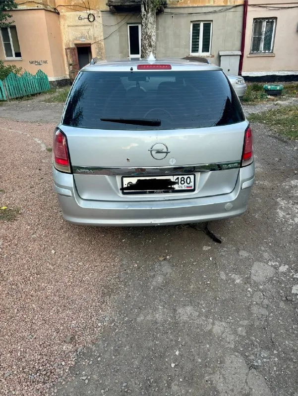 Продам opel astra h универсал 2007 г, 1.9 turbo, мт 6 ступенчатая. Дизель. Пробег 293000 км. 4 стеклоподъемника с доводчиками, датчики света и дождя, омыватель фар, мультируль, круиз контроль, климат ( заправили в августе 2026), подогрев передних сидений. Диски r16 на летней резине + зимняя. В багажнике полноразмерная запаска. Торг на кузовных косяках. Цена 500 000. То пройдено. Осмотр в макеевке. +79493083590
✅ Опубликовать объявление
✍️ Наши отзывы
📞 Звоните: +7(949)3083590 - фотография - 9