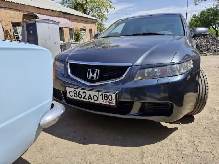 Мариуполь, днр. Продам honda accord 7, 2005 года выпуска, двигатель 2.0, бензин, 155 лошадиных сил. Работает как часы, масло не ест, не пинает. В машине все работает. Двухзонный климат. Пробег 277811 км. Т. Т 79497184579. Николай. Цена 850000 т. Торг у капота
📲 Tg: kolya
📞 Звоните: +7(949)7184579 - фотография - 1