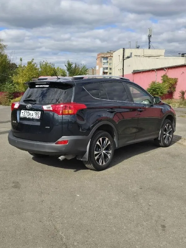 Продам toyota rav4
Собственник
Японская сборка
Год выпуска:2015
Объем двигателя 2.5 бензин
Родной пробег 112.000км
Коробка автомат
Любые проверки
Птс оригинал
Родные стёкла
Старт-стоп
Два комплекта резины
Два комплекта ключей
Антиблокировочная система (abs).
Система стабилизации (esp).
Крепление isofix для детских кресел.
Датчик давления в шинах.
Бортовой компьютер.
Климат-контроль.
Круиз-контроль.
Подогрев руля и лобового стекла.
Камера заднего вида.
Кожаный салон.
Диски r18.
Электропривод открывания багажника
Г. Донецк
Цена 2 🍋 650.000₽
Торг исключительно у капота
+79493080038
Https://autoteka. Ru/report/web/uuid/0ca99b43-44e7-4f1c-9ea8-303090051a6a?fromsource=androidsharing - фотография - 3