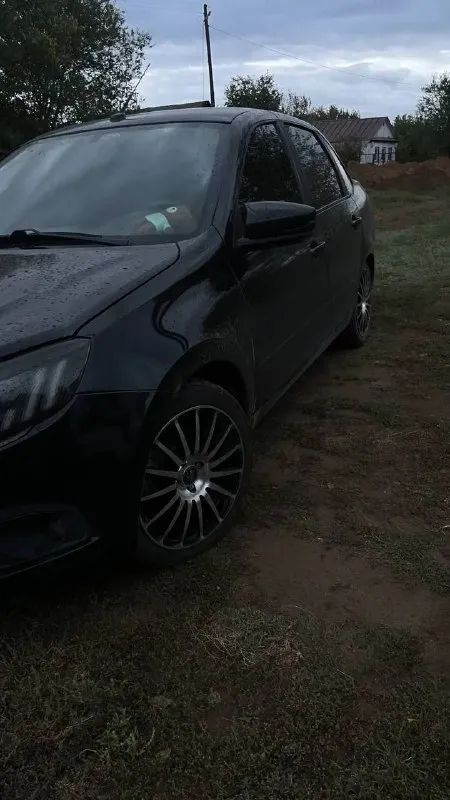 Продам lada granta
Машина декабрь 2022 года. Куплена в 2023г. Состояние сел поехал. Поставлен абсолютно новый двигатель с документами, на нем машина прошла 7тыс, хорошая комплектация, с кондиционером и подогревами сидений, круиз-контроль, звездное небо. Заинтересованным подробности по телефону.
+79496152097
Цена 700 000 - фотография - 3