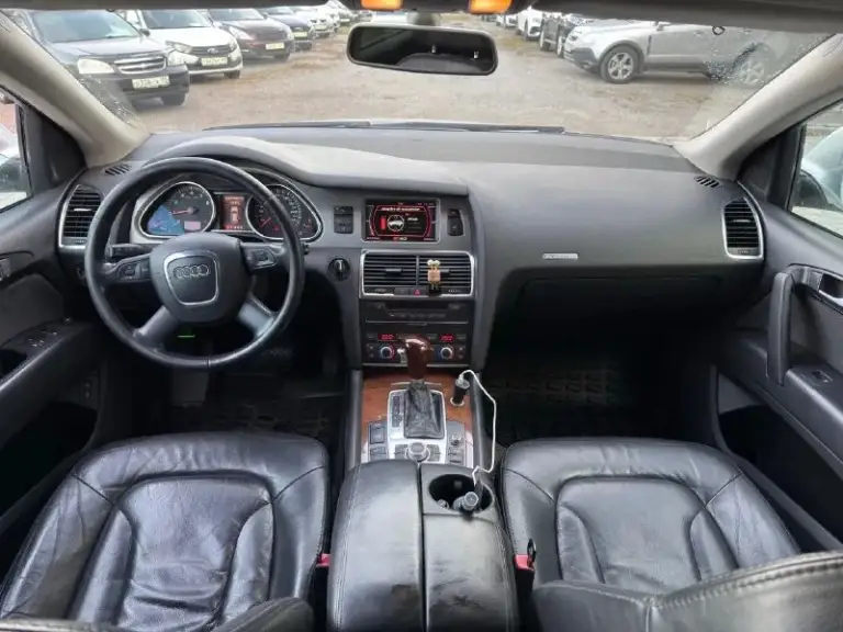 Audi q7 quattro 2008
Тип кпп: автоматическая
Объем двигателя: 4.2 бензин
Пробег: 227 000 км
Цена: 💥1 350 000 ₽💥
Авто в хорошем состоянии !
Технически без нареканий !
Обслужен полностью
Автокредит на выгодных для вас условиях !

📞 🇷🇺 +7 949 509 3428
+7 949 839 2499 - фотография - 6