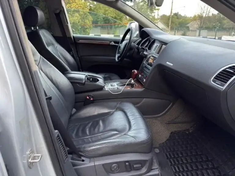 Audi q7 quattro 2008
Тип кпп: автоматическая
Объем двигателя: 4.2 бензин
Пробег: 227 000 км
Цена: 💥1 350 000 ₽💥
Авто в хорошем состоянии !
Технически без нареканий !
Обслужен полностью
Автокредит на выгодных для вас условиях !

📞 🇷🇺 +7 949 509 3428
+7 949 839 2499 - фотография - 7