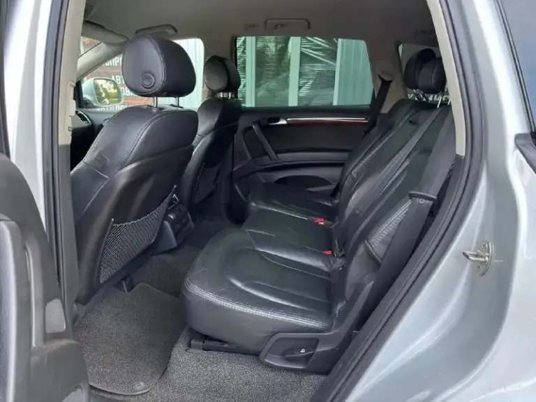 Audi q7 quattro 2008
Тип кпп: автоматическая
Объем двигателя: 4.2 бензин
Пробег: 227 000 км
Цена: 💥1 350 000 ₽💥
Авто в хорошем состоянии !
Технически без нареканий !
Обслужен полностью
Автокредит на выгодных для вас условиях !

📞 🇷🇺 +7 949 509 3428
+7 949 839 2499 - фотография - 9