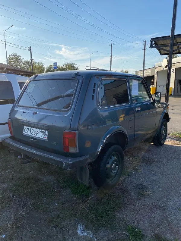 Продам. 2000г, карбюратор, 1.7. Для своих лет в достойном состоянии, дно без единой гнили или дырки, все подданкратники на месте. , раздатка, коробка. (5ступка) работает в штатном режиме. Всё остальное также работает, крутиться, светиться. С документами полный порядок. Машина каждый день на ходу! Цена 250 торг. Возможен пригон
+79493085404
+79498243834

📞 Звоните: +7(949)3085404 - фотография - 5