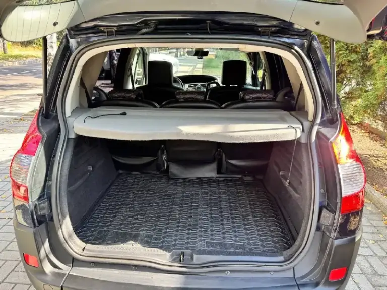 Продам: renault scenic ll рестайлинг прошу не путать с до рестами
1.6 Бензин, механика
2007 Года выпуска
Авто было куплено в автосалоне донецка в 2007 году, не пригнанный
Кузов отличный без дтп
Не бит, не крашеный
Не гнилой нет намека даже на ржавчину
Днище, пороги, арки идеал
Очень много вложили в авто
Техника новой машины
Кондиционер электронные стеклоподъемники 4 шт. ,гур, магнитола
Подогревы сидений
Партроники, сигнализация
Пробег оригинал 157.000 км можем ехать на любые сто и проверять я только за, за авто не стыдно
Звоните все по тел расскажу, таких автомобилей мало, хозяйский ухоженный
570.000
Диагностическая карта на руках
Торг строго у капота
+79493829905
+79198860059
📲 Tg: @vania_3773
📞 Звоните: +7(949)3829905 - фотография - 8