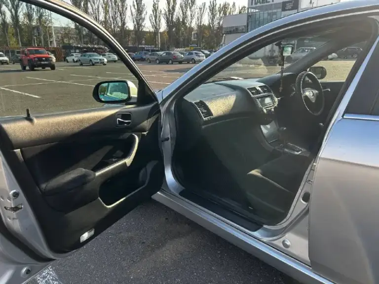 Донецк
535.000 Рублей торг
Honda accord 2003г.
Бензин 2.0 литра, передний привод
Продам живого аккорда. Японская сборка, не распил и не конструктор. Документы в порядке. Техническая часть в хорошем состоянии, ни каких проблем с двс и нет и не предвидится. Масло не расходует. Замена масла своевременная. Бережная эксплуатация и гаражное хранение. Кузов ровный, есть косметические окрасы и мелкие коцки в силу возраста.
Недавно полностью перебрал всю ходовку, ни каких посторонних шумов нет.
Осмотр г. Донецк, днр
+79494598795
📲 Tg: @gosza1
📞 Звоните: +7(949)4598795 - фотография - 3