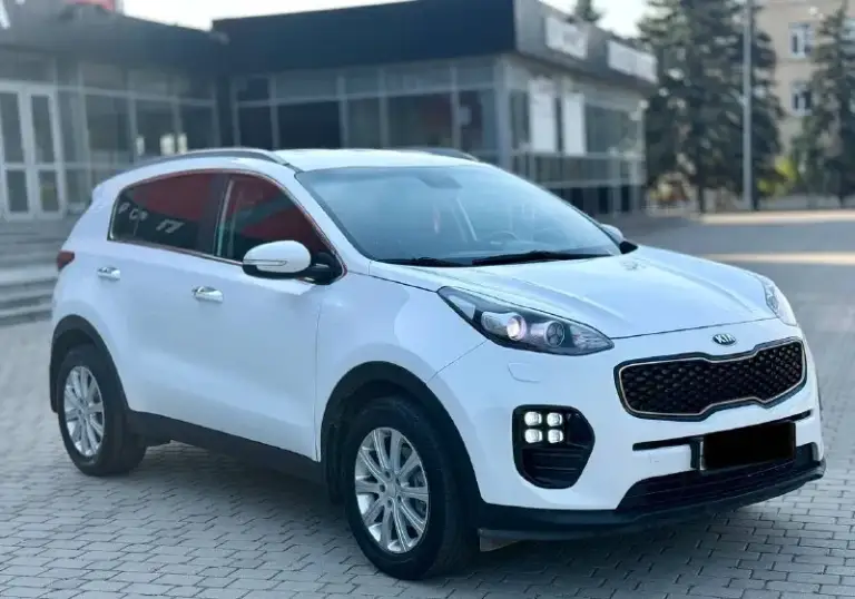 Kia sportage официал!
2018Г бензин 2.0 автомат
Комплектация специально fifa russia
Автомобиль весь в родном окрасе!!!!
Цвет белый жемчуг!
В дтп не участвовал !
Очень комфортный есть все для комфортного вождения!
Два ключа,
Сигнализация с автозапуском star-line,
Старт/стоп,
Без ключевой доступ,
Подогрев сидений задних и передних,
Парктроник,
Авто свет,
Круиз/контроль,
Климат/контроль,
Камера заднего вида,
Монитор андроид,
Подогрев руля,
И многое другое…. .
Цена 1.775₽
С документами полный порядок!!
▶️Смотреть больше фото◀️
Переоформление в мрэо!!
Диагностическая карта есть !!!
Все вопросы по тел:+7
📞 Звоните: +7(949)5722131 - фотография - 1