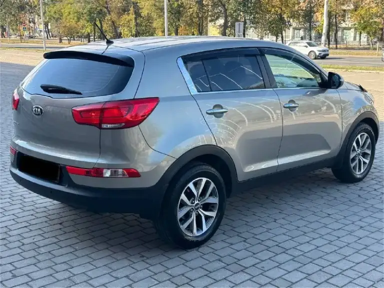Kia sportage
2015 Год
Двигатель 2.0 бензин
Коробка автомат
Автомобиль в отличном состоянии,
Кузов без дтп весь в заводском окрасе,
Двигатель работает как часики, без посторонних шумов !
Вообщем машина без вложения готов на любые проверки с вашей стороны !
С документами все в порядке продажа с полным переоформлением в мрэо !
Г. Донецк
Цена 1.415 тыс. ₽
(Возможен обмен, а также продажа в кредит)
Звоните остальное по
+79495210905
📲 Tg: r. B
📞 Звоните: +7(949)5210905 - фотография - 3