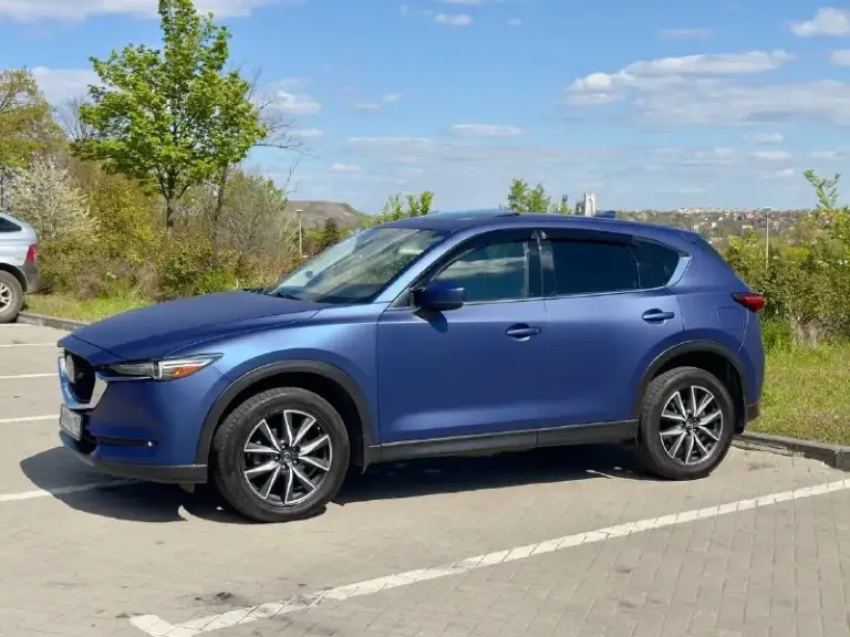 Продаю личный автомобиль
Mazda cx-5 grand touring
Год выпуска 2018
Двигатель 2.5 бензин
Коробка автомат
Полный привод
Максимальная комплектация: кожа, люк, климат, подогрев сидений, датчик дождя, датчик света, адаптивный круиз контроль, музыка bose.
Проведено большое то: замена свечей, замена масла в акпп, замена масла двс, фильтров салона и воздушного.
Пробег 83 000 км
Авто в пленке, по договоренности предоставим запасной рулон ( на всю машину)
Цена 2 300 000 руб
Телефон +79494207631 - фотография - 5