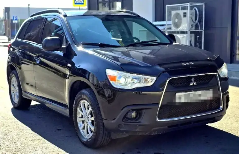 Продаю свой автомобиль mitsubishi asx 2011 года. Без дтп. Родной пробег 200000. 1.6 механика. Два комплекта ключей. То проходила во время по регламенту. Масло не расходует от замены до замены. По электронике всё исправно. Ошибок чеков нет. По кузову как на фото. Юридически чист. Продажа с полным переоформлением. Осмотр г. Донецк по договорённости. Имеется диагностическая карта. Звонить по номеру +79490881846 или пишите в телеграмм. Цена 890000
📲 Tg: анна
📞 Звоните: +7(949)0881846 - фотография - 3