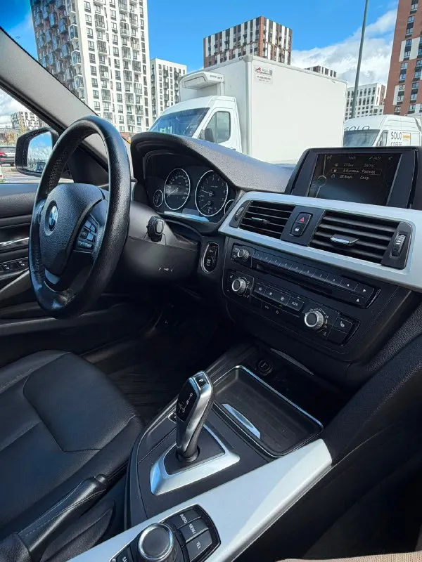 Продам bmw f30
2012 Год, мотор 2.0 ( 184 л. С. )
Пробег 195.000 км.
Продам bmw с зеленой автотекой. Птс оригинал 3 собственника. 2 литра, бензин, мотор в хорошем состоянии, не дымит и не коптит, ни грамма масла не ест. От замены до замены 0 грамм. Автомат в отличном состоянии ходовая обслужена от и до, новые тормозные, накладки стойки, пружины, шаровые климат в рабочем состоянии пробег оригинальный!!! Резина good year sport, в отличном состоянии, как и. Цепь уже менялась состояние салона очень хорошее. Все в исправном состоянии, не требует вложений много родной краски, шпакли нигде нет.
Юридически авто чист!
Цена 1.420.000₽
Осмотр г. Макеевка
+79494009981
+79496164143
📞 Звоните: +7(949)4009981 - фотография - 10