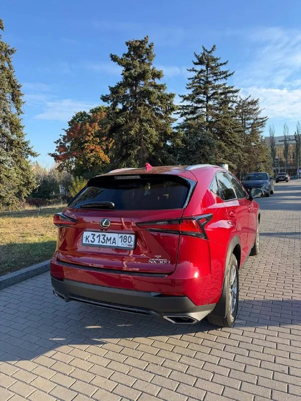 В продаже lexus nx300 с полным приводом. Дата выпуска 2020/09. Идеальное состояние. Комплектация с вентиляцией и обогревом сидений и руля. Продажа срочная 🚨 в связи с приобретением нового авто. Два комплекта резины.
Обращайтесь по телефону +79493399328 (telegram) - ростислав. - фотография - 3