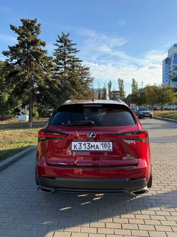 В продаже lexus nx300 с полным приводом. Дата выпуска 2020/09. Идеальное состояние. Комплектация с вентиляцией и обогревом сидений и руля. Продажа срочная 🚨 в связи с приобретением нового авто. Два комплекта резины.
Обращайтесь по телефону +79493399328 (telegram) - ростислав. - фотография - 4