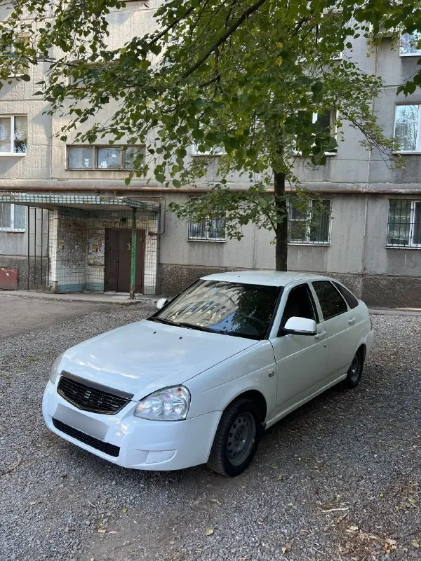 Продам приору 10 год на шеснаре
Днище стаканы целые, коробка без хрустов и вылетов, мотор очень бодрый, не троит не дымит, была замена масла в коробке и двигателе, центральный замок, неплохая музыка, ходовка сбитая, нечего не стучит не гремит, руль ни куда не тянет, колеса все сбалансированы! Салон приятный, по электрике все светится все работает, печка греет. Едет очень хорошо, особенно трассовые поездки. По кузову есть моменты, видны на фото, в вложениях не нуждается, состояние сел и поехал, все вины читаются, по документам чистая без запретов, переоформление без проблем! Возможен пригон, по договоренности, или видео обзор!
Цена 230к торг небольшой
Находится в донецке
+7 949 082 59 09

📞 Звоните: +7(949)0825909 - фотография - 8