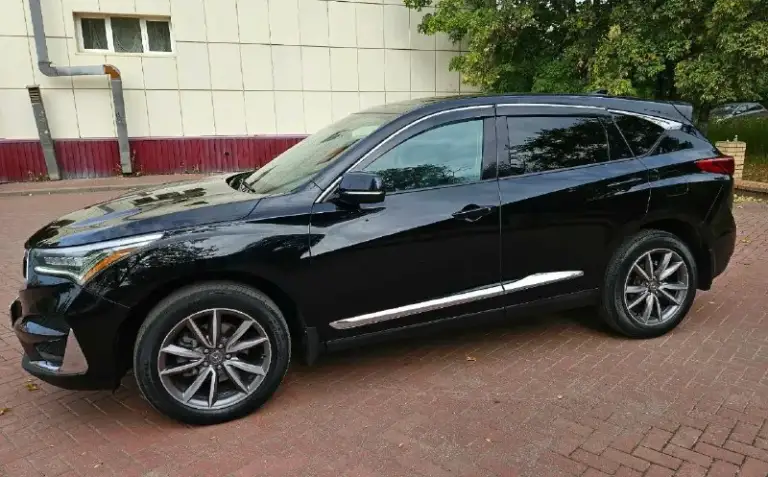 Acura rdx iii, год выпуска - 2020, год продажи - 2021, собственник, пробег 67000, объем 2,0л, мощность 276 л. С, привод - полный, цвет – черный перламутр, расход топлива (смешанный режим) – 9,8-10,2л, колеса – 235/55 r19 + комплект зимних шин. Гаражное хранение, авто выходного дня. Цена 2 950 тыс. Руб.
Описание:
Автомобиль японского автопроизводителя honda, выпускающая автомобили премиум класса. Машина без скрипов, рыжиков. Безопасность целая, заводская.
Привод полный, sh-awd, может передавать до 100% тяги на ось и распределять между правыми и левыми колесами, помогая в поворотах. 10-ступенчатая автоматическая коробка передач. Едет без рывков и пинков. Светодиодная оптика светит ночью далеко и четко. Акустика els studio – премиальный звук.
Сидения – кожа, спортивные с подогревом, регулировка в 12 направлениях, память на 2х.
Камера, паркотроник, система мониторинга слепых зон, контроль давления в шинах, вспомогательные системы торможения, антипробуксовочная система, си
📞 Звоните: +7(949)3035171 - фотография - 4