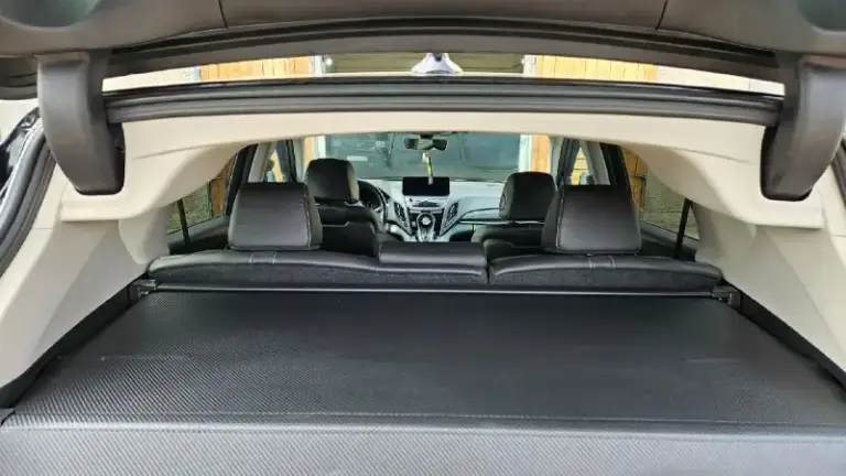 Acura rdx iii, год выпуска - 2020, год продажи - 2021, собственник, пробег 67000, объем 2,0л, мощность 276 л. С, привод - полный, цвет – черный перламутр, расход топлива (смешанный режим) – 9,8-10,2л, колеса – 235/55 r19 + комплект зимних шин. Гаражное хранение, авто выходного дня. Цена 2 950 тыс. Руб.
Описание:
Автомобиль японского автопроизводителя honda, выпускающая автомобили премиум класса. Машина без скрипов, рыжиков. Безопасность целая, заводская.
Привод полный, sh-awd, может передавать до 100% тяги на ось и распределять между правыми и левыми колесами, помогая в поворотах. 10-ступенчатая автоматическая коробка передач. Едет без рывков и пинков. Светодиодная оптика светит ночью далеко и четко. Акустика els studio – премиальный звук.
Сидения – кожа, спортивные с подогревом, регулировка в 12 направлениях, память на 2х.
Камера, паркотроник, система мониторинга слепых зон, контроль давления в шинах, вспомогательные системы торможения, антипробуксовочная система, си
📞 Звоните: +7(949)3035171 - фотография - 9