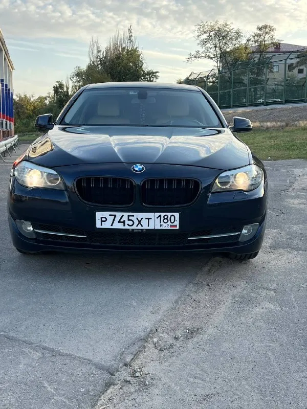 Продается автомобиль bmw f10 520i 2013г. В. Кузов автомобиля в шикарном состоянии, без дтп, имеются два косметических окраса без шпаклёвки. Кузов автомобиля после полировки покрытый двумя слоями керамики. Салон в отличном состоянии. Мотор, коробка, ходовая часть, без нареканий. Новые оригинальные диски и резина остатка 80 процентов. Автотека без дтп и выплат. Автомобиль находится в г. Мариуполь. Возможен обмен на минивэн с доплатой в обе стороны. Подробно про авто расскажу при встречи или по тел
+7 (949) 638-69-77
+79649225253
Цена: 1 570 000 руб. - фотография - 1