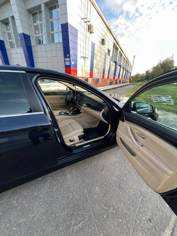 Продается автомобиль bmw f10 520i 2013г. В. Кузов автомобиля в шикарном состоянии, без дтп, имеются два косметических окраса без шпаклёвки. Кузов автомобиля после полировки покрытый двумя слоями керамики. Салон в отличном состоянии. Мотор, коробка, ходовая часть, без нареканий. Новые оригинальные диски и резина остатка 80 процентов. Автотека без дтп и выплат. Автомобиль находится в г. Мариуполь. Возможен обмен на минивэн с доплатой в обе стороны. Подробно про авто расскажу при встречи или по тел
+7 (949) 638-69-77
+79649225253
Цена: 1 570 000 руб. - фотография - 5