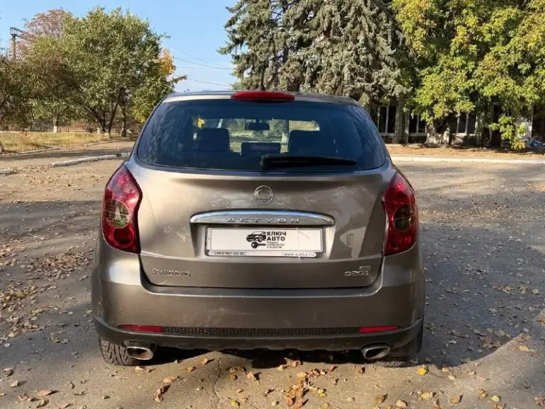 🚀Продам
🚗Ssangyong actyon 
Санг енг акшен
Год выпуска: 2011
Пробег: 230.000
Машина на дизеле

🔥Акпп с выбором режимов
Полный привод + блокировка

🥇1 Собственник всю жизнь
Все заказ наряды на руках за 15 лет!!!

Сервисная книга(полное обслуживание у диллера)
Два ключа
Родное остекление
Родной окрас
Двигатель работает идеально, ходовая после ремонта. Экология вся на месте.
4 Эсп
Зимний пакет(подогрев сидений, зеркал, заднего стекла)
Не плохая акустика
Чистый салон, задний ряд как новый

📸Предоставляю видео обзор автомобиля по требованию!

🏛Юридически автомобиль чист, никаких штрафов и запретов!

🏢Осмотр: амвросиевка
Для продажи авто могу приехать к вам.

💰Цена: 900.000 рублей
Реальным покупателям торг

☎️Телефоны для связи:
+79493391770
+79490789890 - фотография - 7